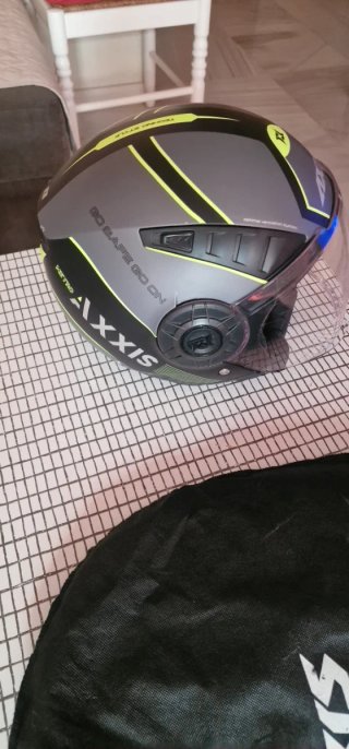 Casco de moto AXXIS