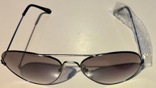 Gafas de sol aviador ZOON negras y marrones