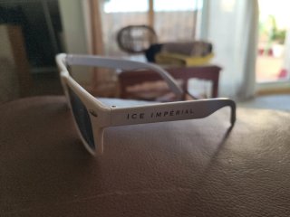 Gafas de sol blancas