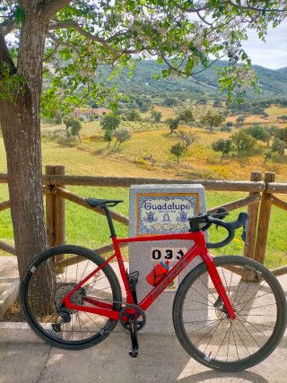 Bicicleta Gravel Rossa