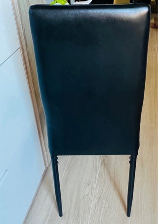 Mesa de comedor moderna blanca y negra