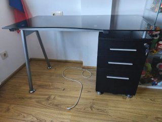 Escritorio cristal negro con cajonera