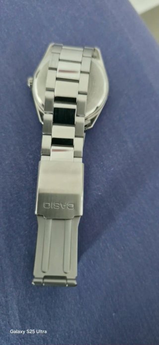 Orologio Casio Argento e Bianco