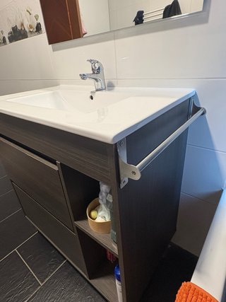 Mueble de baño con espejo