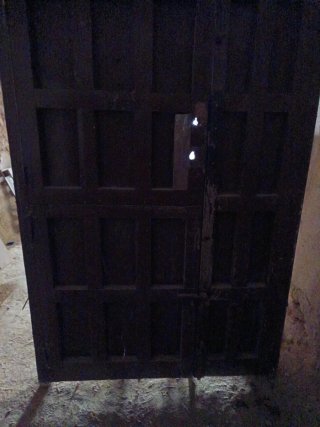 Puerta madera exterior partida