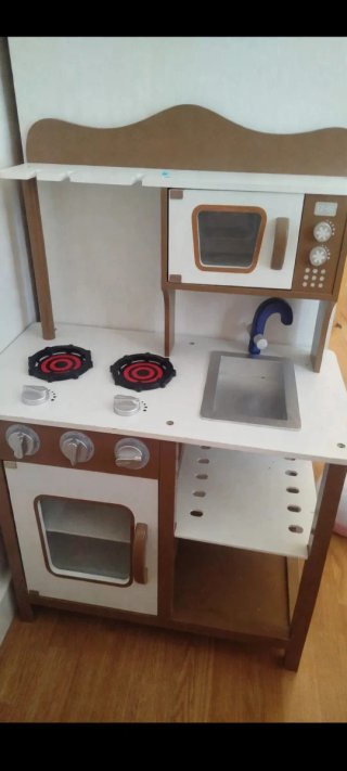 Cocinita infantil de madera