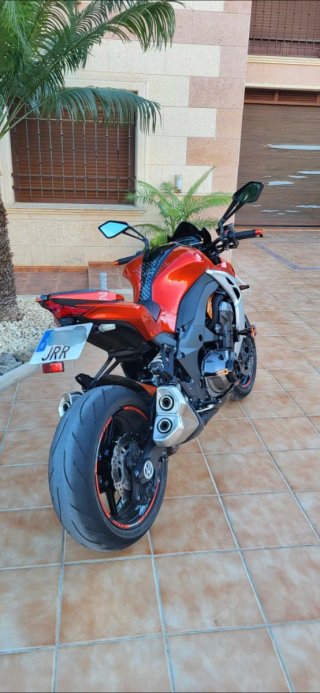 Kawasaki Z1000 Naked