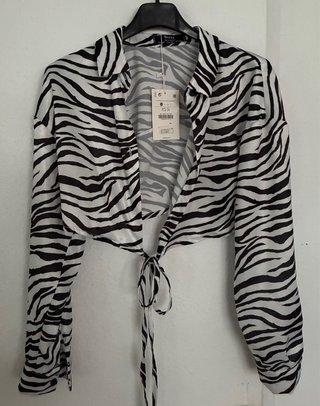Torera Bershka cebra XS