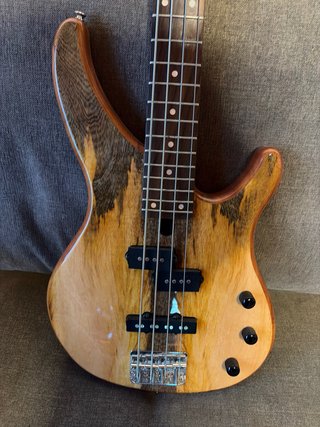 Bajo Eléctrico Yamaha
