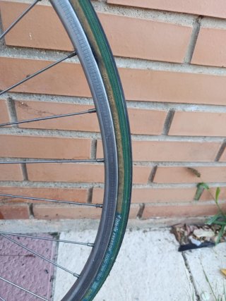 Ruedas de bicicleta antigua