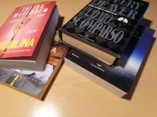 Set 4 libri thriller
