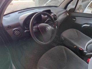 Caja relés / fusibles 9650585780 citroen c3 230688