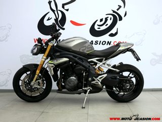 TRIUMPH SPEED TRIPLE 1200 RS