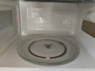 Microondas Beko MGC20100W casi nuevo urge mudanza