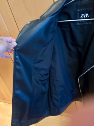 Chaqueta Polipiel Zara Negra