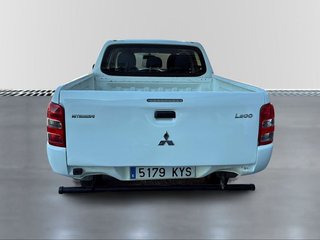 Mitsubishi L200 D/C 300 DI-D Kaiteki Auto