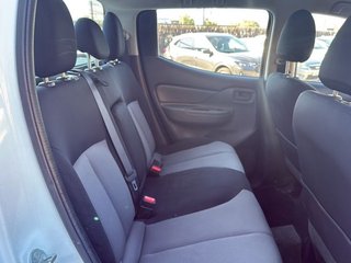 Mitsubishi L200 D/C 300 DI-D Kaiteki Auto
