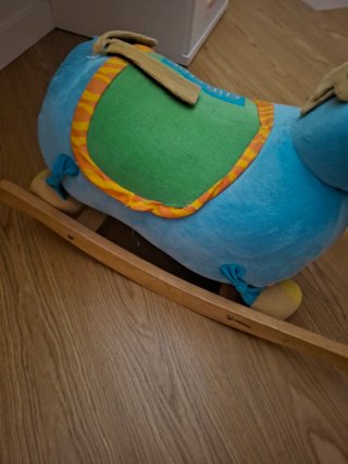 Caballito de peluche azul para bebé