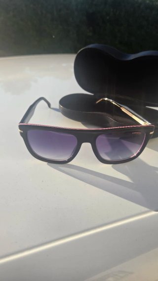Gafas de sol Carrera negras y moradas
