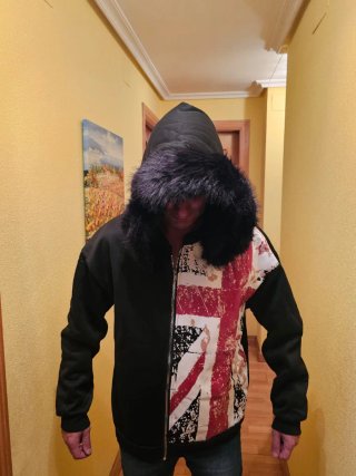 Sudadera UK Y2K con capucha y pelo. Talla grande