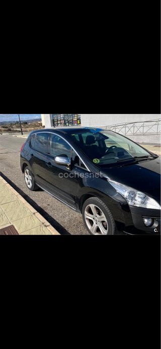 Peugeot 3008 2011