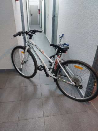 Bicicleta Rockrider Blanca