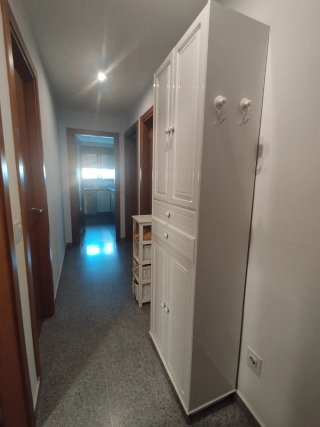 Mueble alto de baño blanco