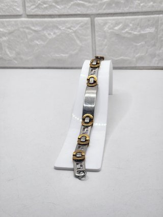 Esclava bizantina acero y chapado oro