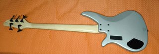 Bajo Yamaha Fretless 5 Cuerdas