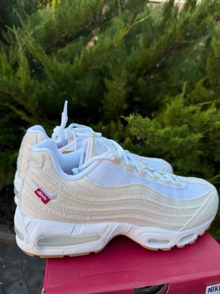 Nike Air Max 95 Levi's Beige Talla 44.5