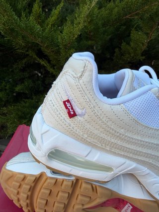 Nike Air Max 95 Levi's Beige Talla 44.5