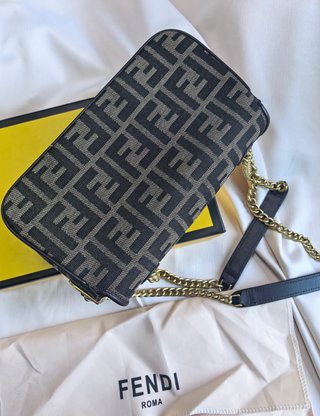 Bolso Fendi Baguette Mediano Marrón Dorado
