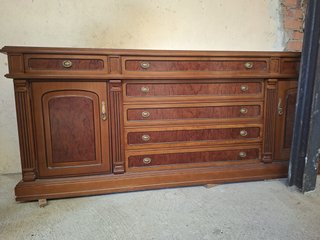 Aparador de madera