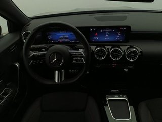 Mercedes Clase A A 250 e con tecnología híbrida EQ