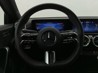 Mercedes Clase A A 250 e con tecnología híbrida EQ