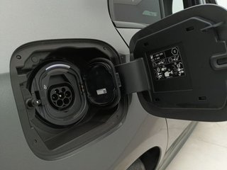 Mercedes Clase A A 250 e con tecnología híbrida EQ