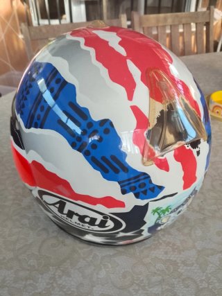 Casco réplica Doohan Arai