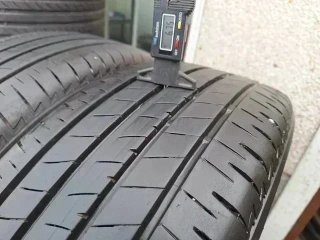 215 60 R17 96H Bridgestone - 2 neumáticos +85%