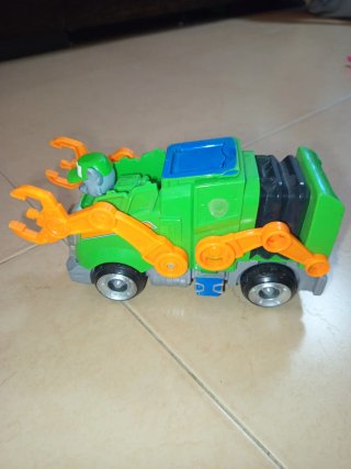 Lote 7 vehículos Patrulla Canina
