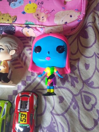 Lote Juguetes: Muñeca, Figuras y Coches