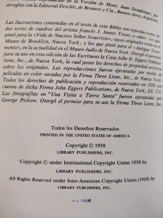 Antiguo libro de La sagrada Biblia