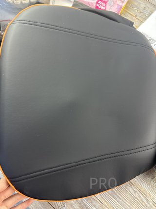 Cuscino massaggiatore Shiatsu Medisana MCN, massaggio per schiena e collo, funzione calore, 3 intensità, massaggio localizzato con luce rossa, ideale per casa e ufficio