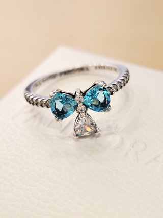Anillo Pandora Lazo Azul Los Bridgerton 56+caja