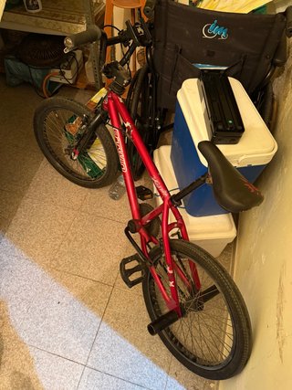 Bicicleta BMX Roja 20”