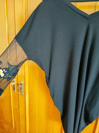 Blusa/Túnica Negra
