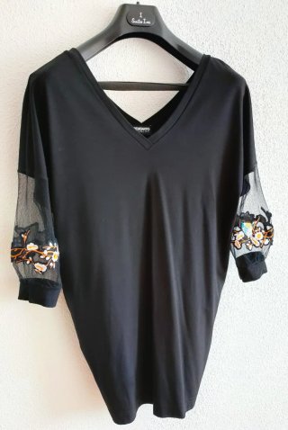 Blusa/Túnica Negra
