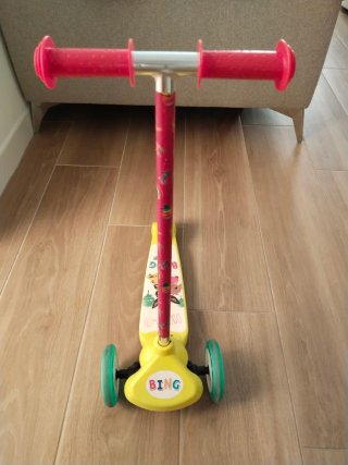 Patín de 3 ruedas Bing para niños
