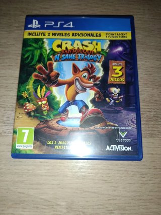 3 giochi PS4 (Minecraft, Crash Bandicoot e Apex)