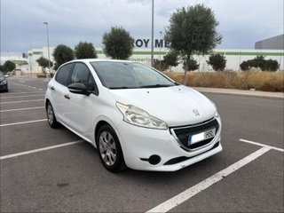 Peugeot 208 2013