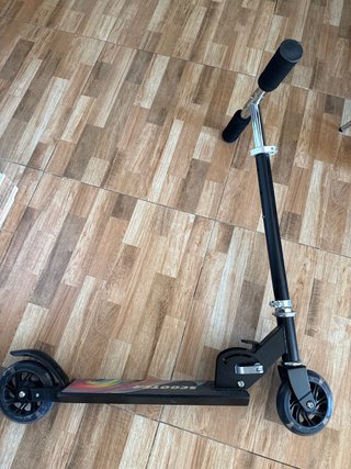 Patinete infantil negro
